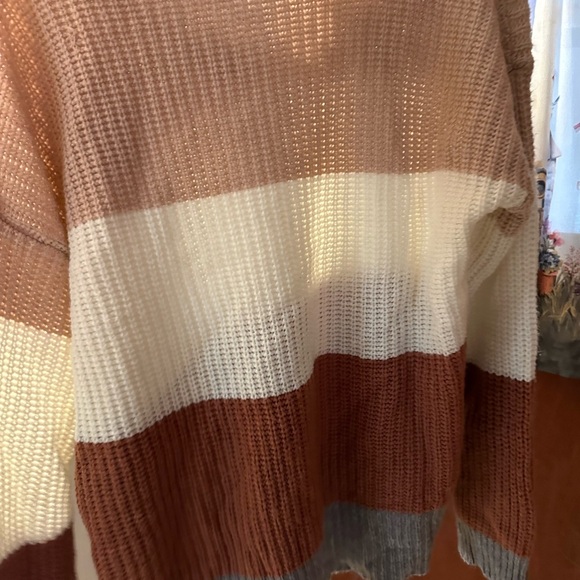 2XL sweater - Picture 4 of 4